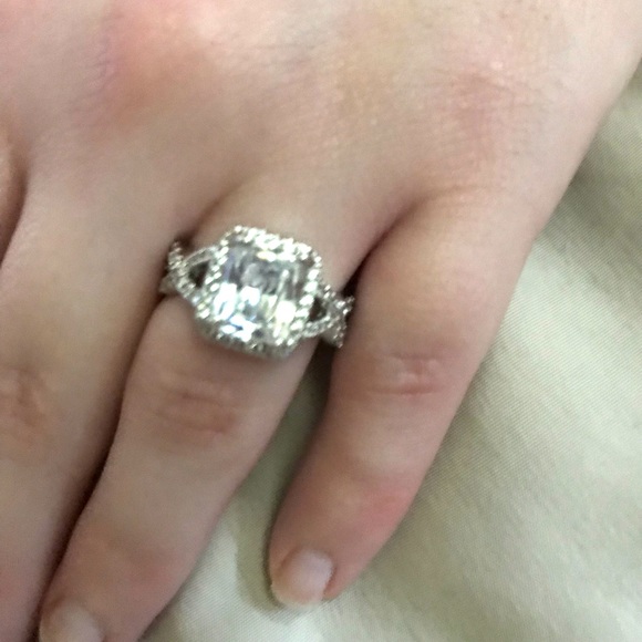 Jewelry - 3 carat CZ stunning square ring on sterling silver SIZE 7